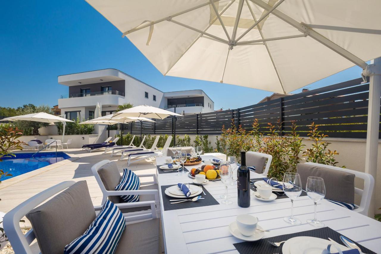 Villa Poseidon Rova By El-Pi Tours Malinska Exteriér fotografie
