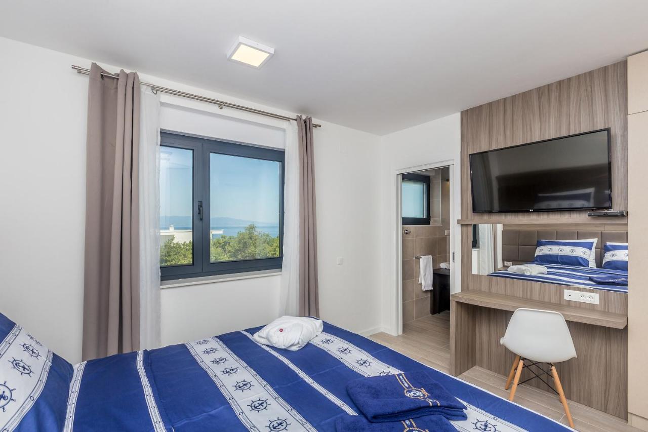 Villa Poseidon Rova By El-Pi Tours Malinska Exteriér fotografie